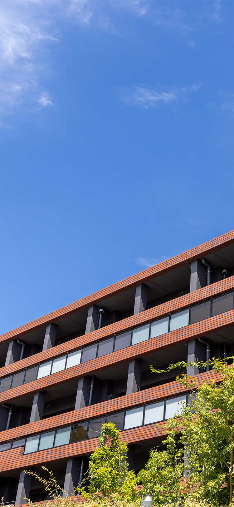 レジデンスの品格を物語る洗練された迎賓の構え。